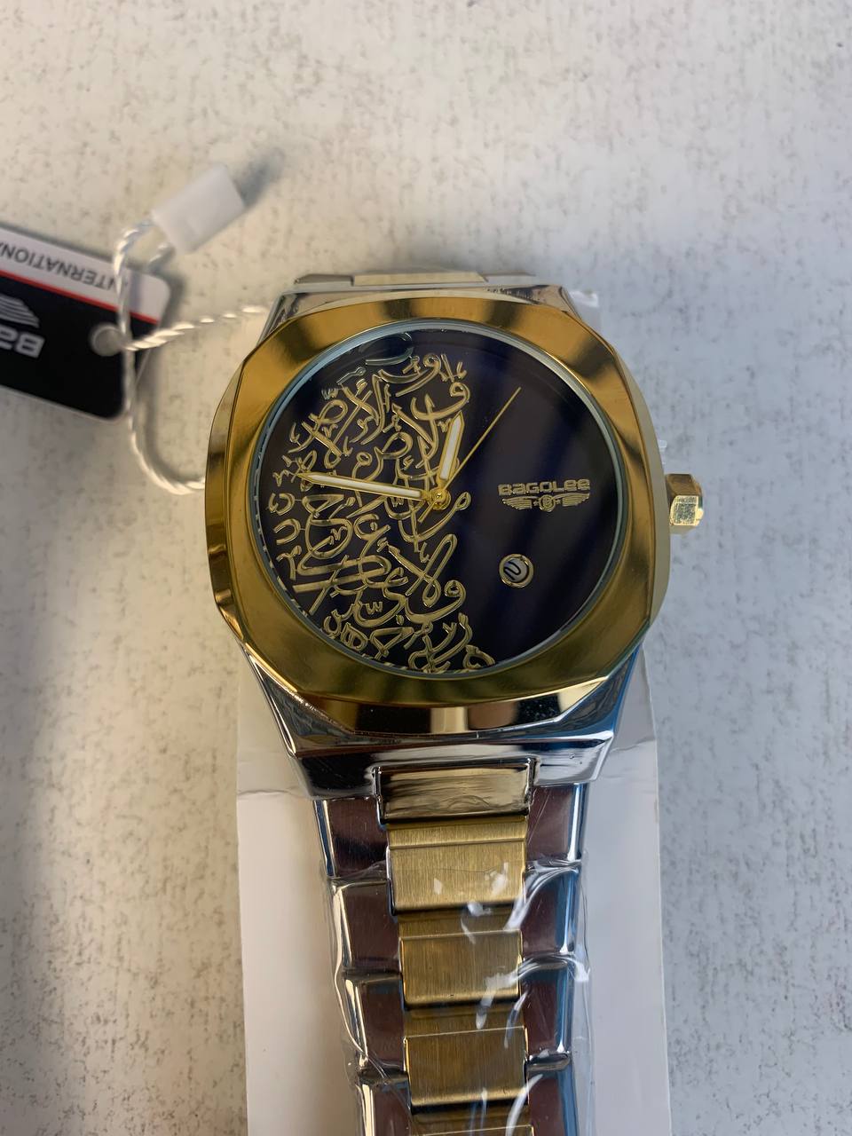 Montre-l-gante-avec-Cadran-en-Calligraphie-Arabe-3D-Relief-ساعة-يد-كلاسيكية-بالخط-العربي-ثلاثي-الأبعاد.png