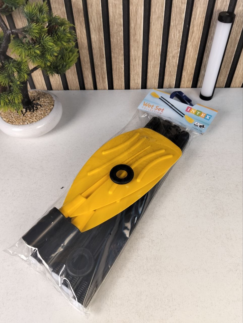 Paire-de-Rames-Intex-122-cm-en-PVC-Robuste-D-montables-en-3-Pi-ces-pour-Kayak-et-Bateau-طقم-مجاديف-متينة.png