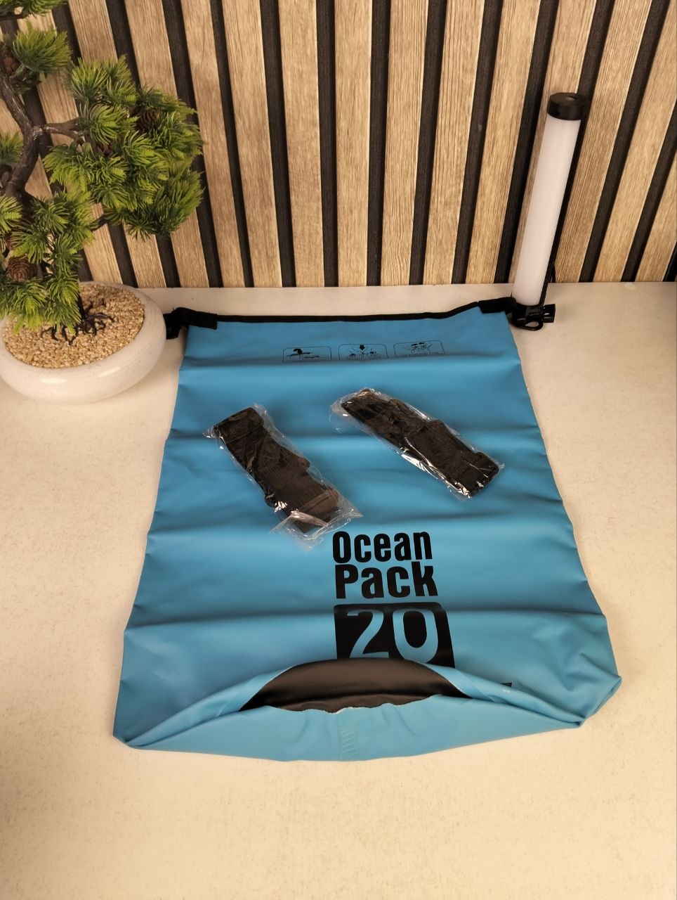 Sac-tanche-Ocean-Pack-20L-Protection-Waterproof-Totale-pour-Kayak-et-Plage-حقيبة-الظهر-المائية-المضادة-للماء-والتمزق-أوشن-باك-20-لتر.png