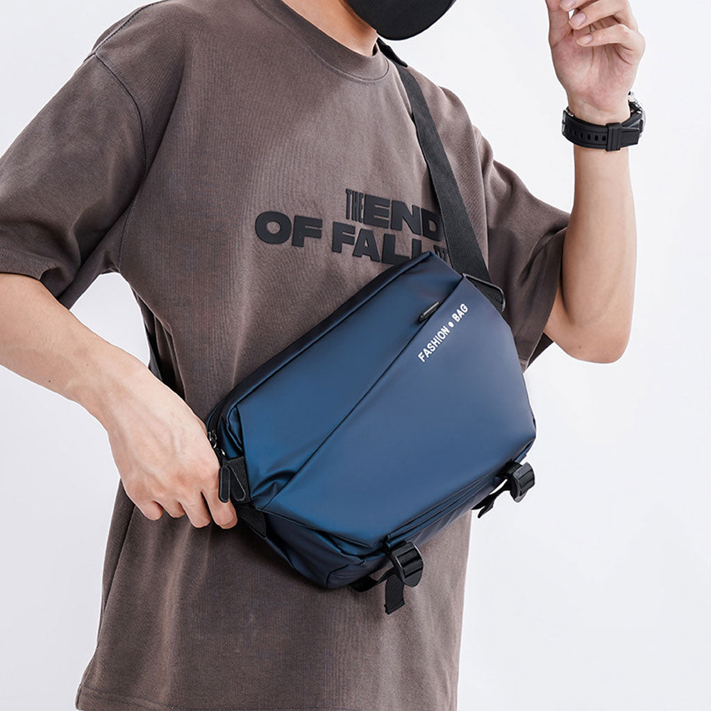 Sac de Poitrine Fashion Bag pour hommes avec bandoulière LX066 – حقيبة أغراض رجالية تنزوت