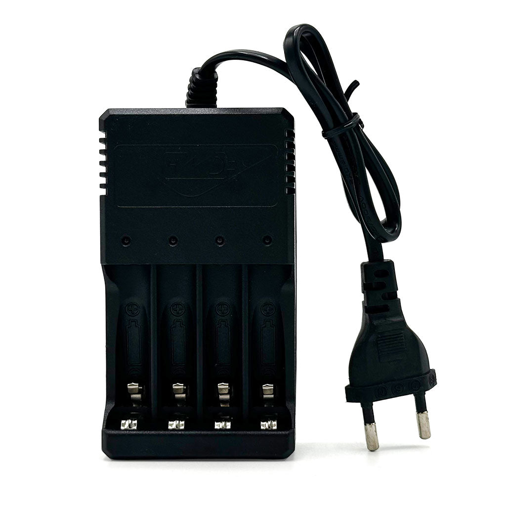 Chargeur de batterie pour piles AAA/AAA 1.2 V – شاحن بطاريات تنزوت