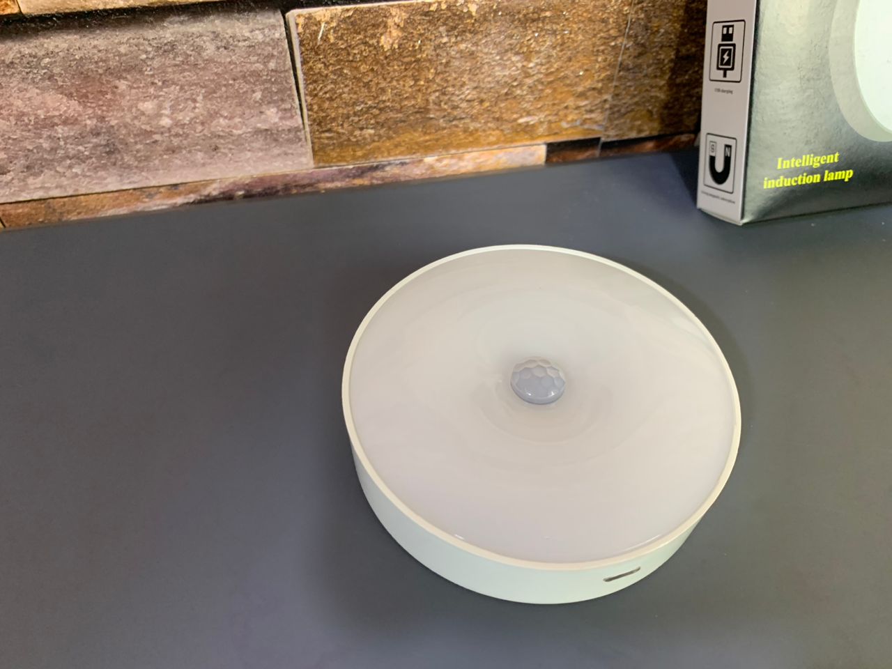 Lampe LED intelligente à capteur de mouvement sans fil Rechargeable - تنزوت