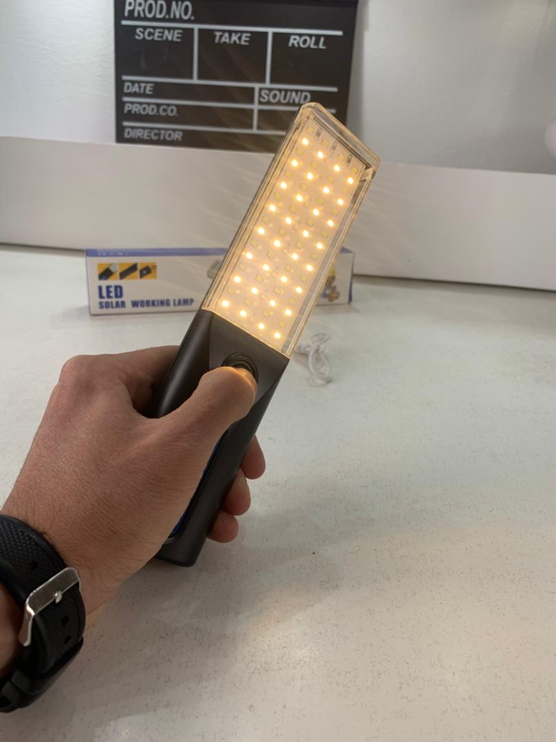 Lampe de Travail LED Rechargeable Éclairage Ultra-Puissant avec Panneau Solaire Intégré – مصباح عمل قابل للشحن تنزوت
