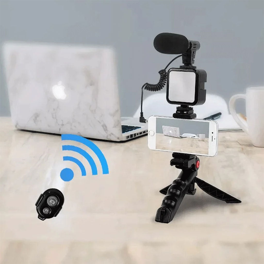 Kit d’enregistrement vidéo pour smartphone et appareil photo avec microphone à LED intégré – طقم تصورير إحترافي مع ميكروفون وإضاءة مدمجة تنزوت