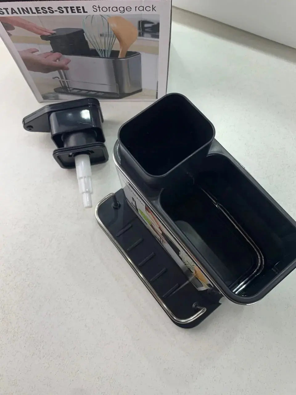 Distributeur-de-savon-et-organisateur-d-accessoires-pour-cuisine-موزع-صابون-ومنظم-أدوات-المطبخ-2في1.png