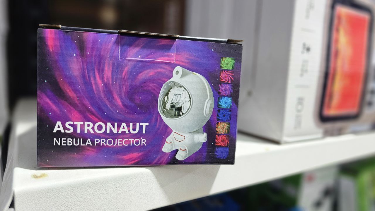 Projecteur De Lumière D'astronaute Ciél Etoilé nébuleuse galaxy V3 - تنزوت