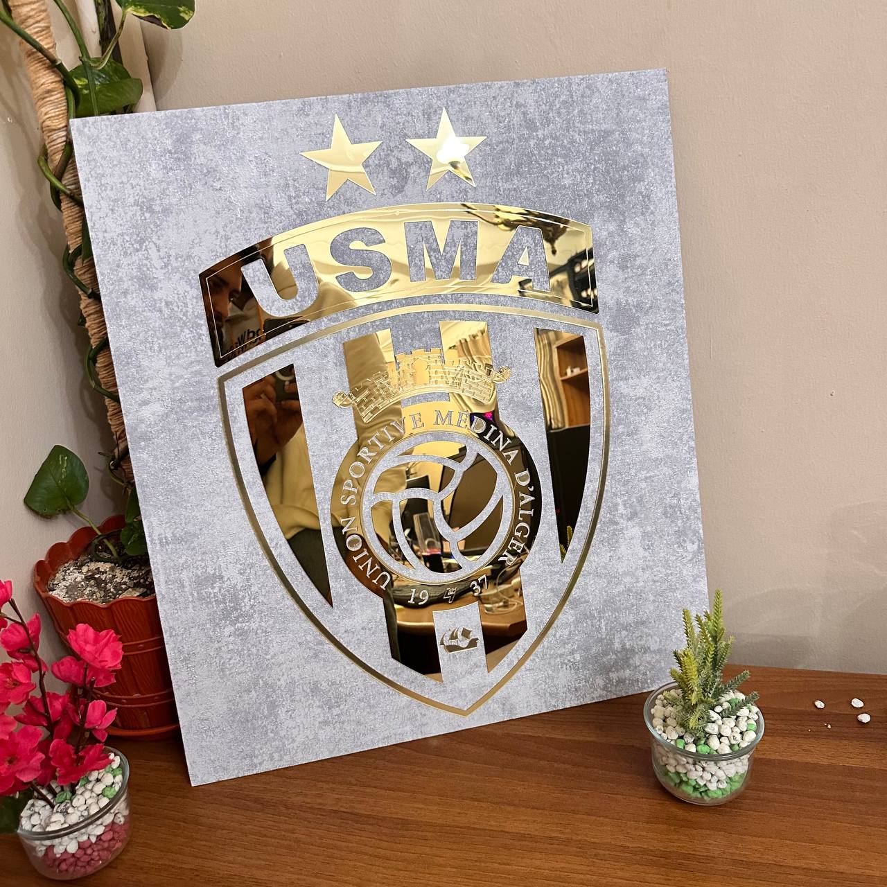 Cadre-en-Acrylique-Effet-Gold-Miroir-Motif-Club-USMA.png