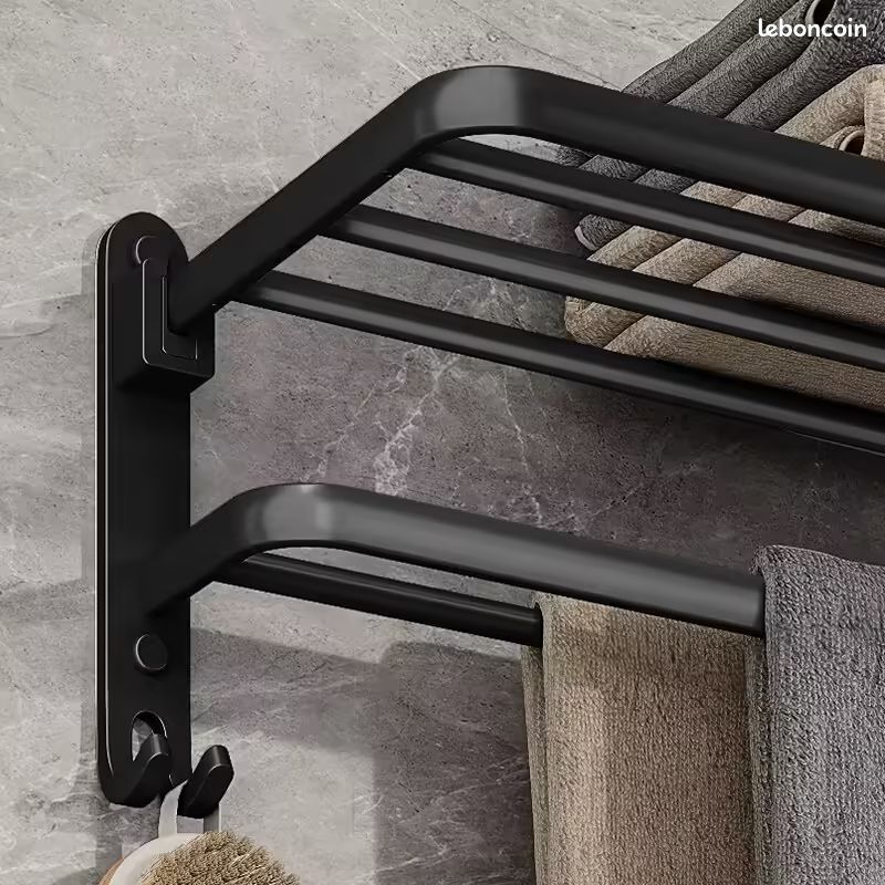 Porte-serviette-mural-pliable-en-aluminium-Noir-خفيف،-متين،-ويعطي-لمسة-عصرية-لحمامك.png