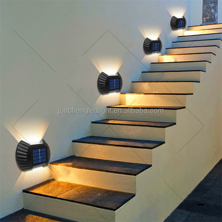 Appliques-Murales-Solaires-Up-Down-Pack-de-4Pcs-طقم-مصابيح-حائط-شمسية-ذكية-4-قطع.png