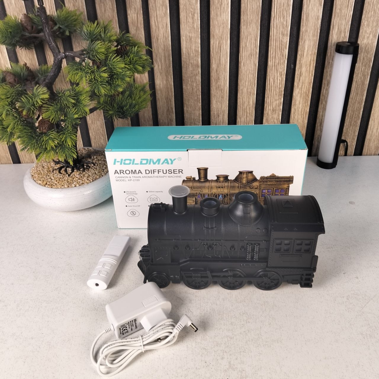 Diffuseur-d-Huiles-Essentielles-en-Forme-de-Train-Humidificateur-Ultrasonique-موزع-روائح-بتصميم-القطار-سعة-300-مل.png