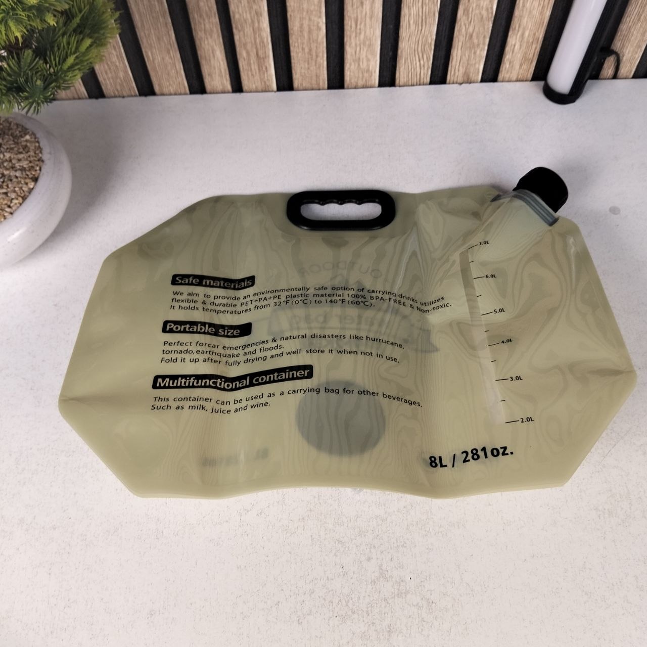 R-servoir-d-Eau-Pliable-8L-Portable-pour-Camping-et-Randonn-e-خزان-مياه-قابل-للطي-سعة-8-لتر-للرحلات-والخرجات.png