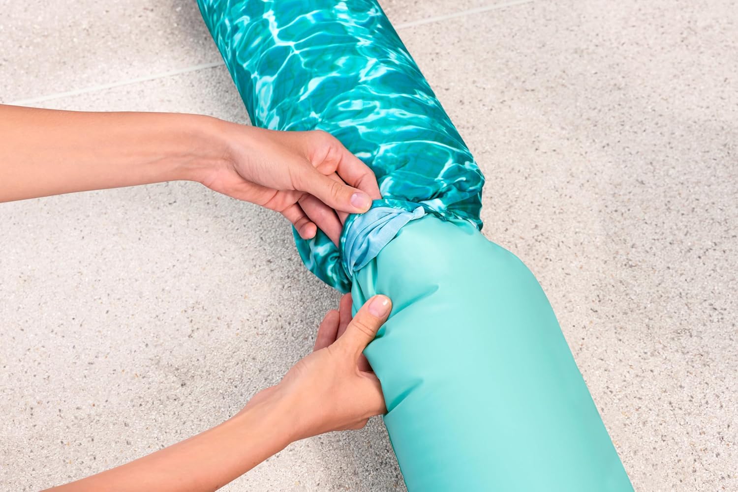 Nouille-de-Piscine-Gonflable-avec-Housse-en-Tissu-Lavable-Bestway-43734-عوامة-مسبح-هوائية-مغطاة-بالقماش.png
