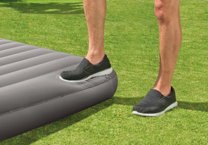 Matelas-GonflableTechnologie-Fiber-Tech-avec-Pompe-Pied-Int-gr-e-Intex-64761-فرشة-إنتكس-الهوائية-الكلاسيكية-الفردية-بمضخة-قدم-مدمجة.png