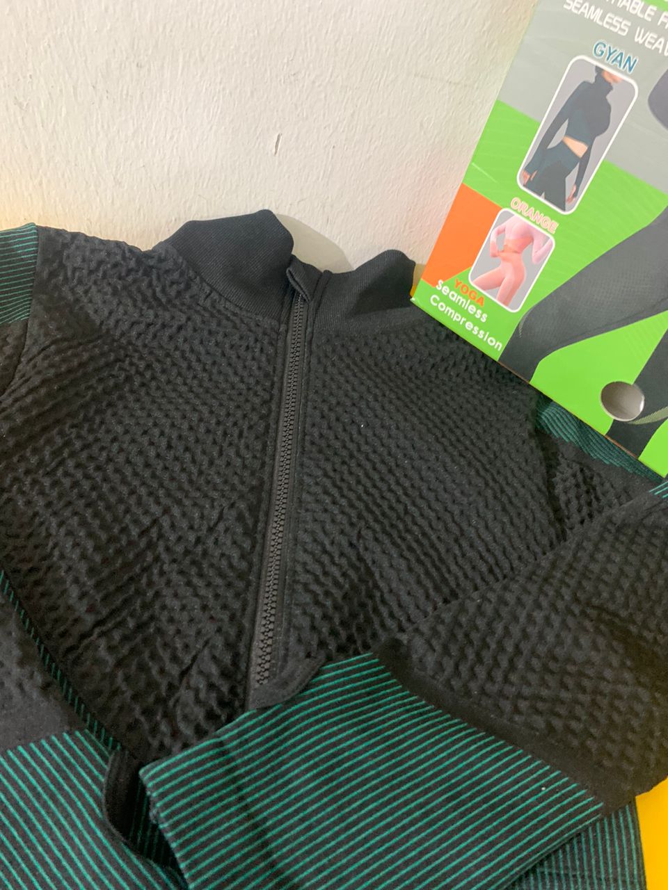 Ensembles-d-entra-nement-pour-femmes-Tenue-de-gymnastique-sans-couture-2-pi-ces-Vert.png