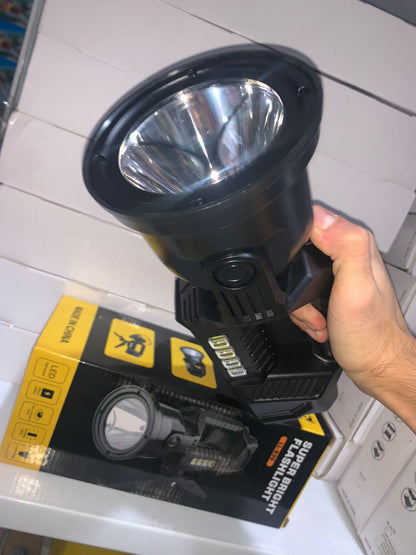 Lampe-Torche-LED-rechargeable-6000-lumens-super-lumineuse-4-modes-IPX5-tanche.png