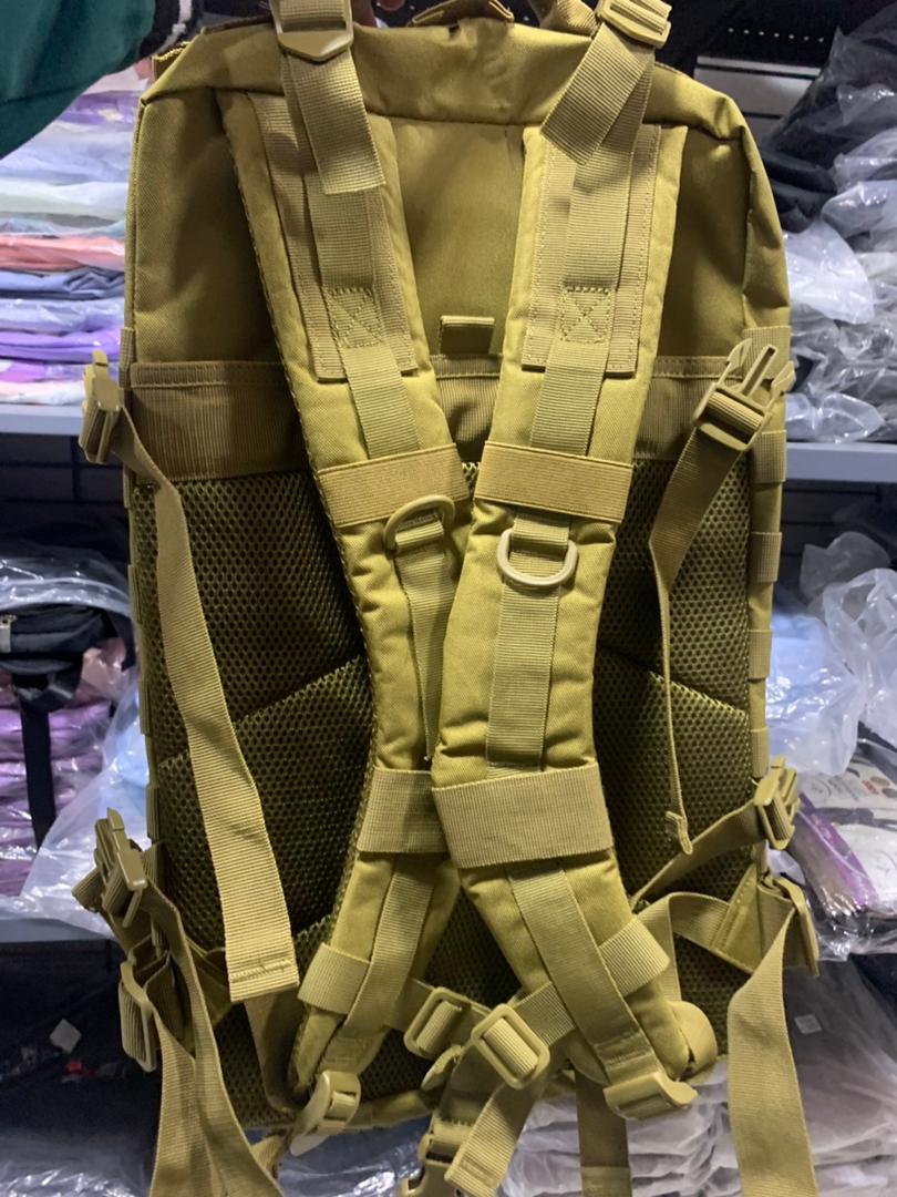 Sac à dos tactique 50L imperméable pour Randonnée , voyage, alpinisme, تنزوت