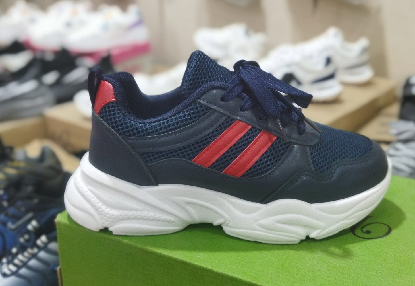 Chaussure-streetwear-casual-confortable-semelle-absorbante-au-chocs-BLEU-NUIT.png