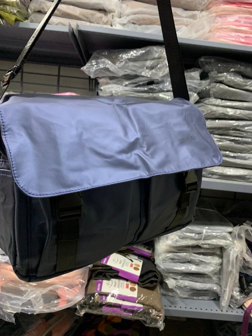 Celion Kail Sac à Bandoulière Décontracté pour Hommes – حقيبة أغراض رجالية تنزوت
