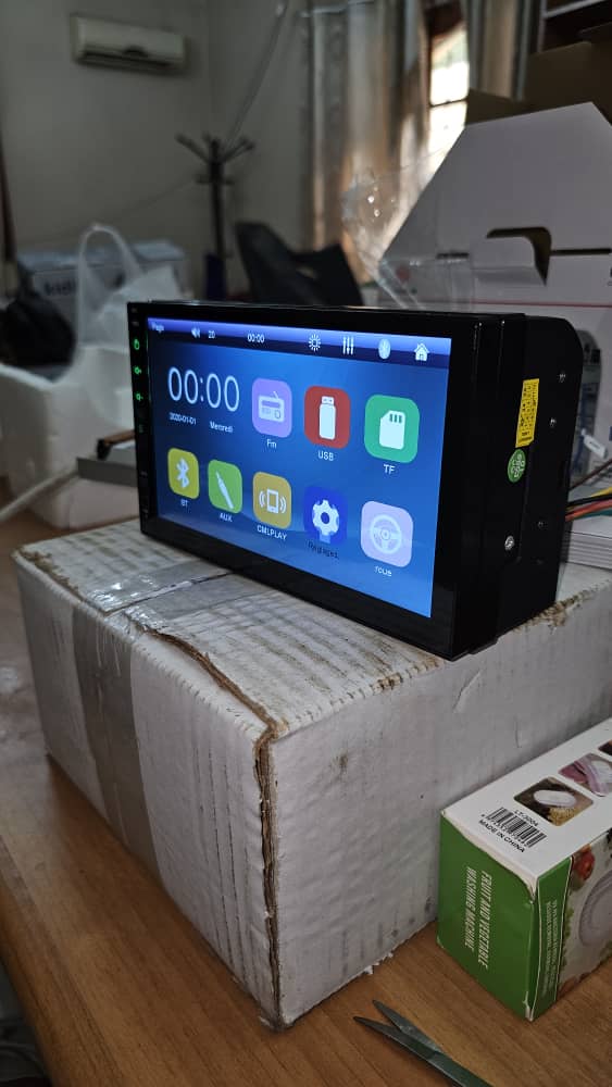 DVD-Mp5-7-pouces-cran-tactile-USB-AUX-SD-BT-miroir-link-G-1001.png