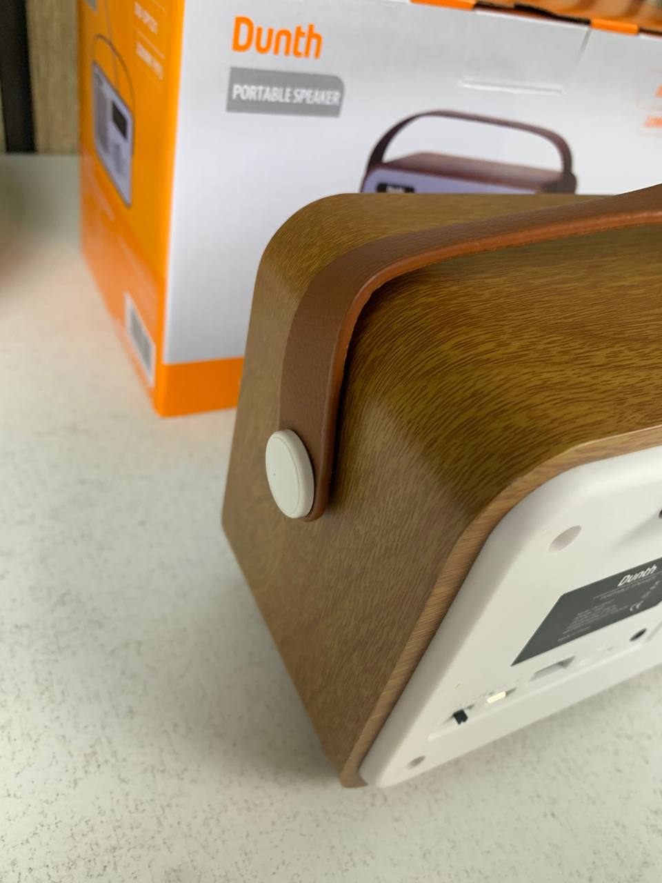 Haut-parleur-et-Radio-Portable-Dunth-Premium-Bluetooth-V5-0-مكبر-الصوت-والراديو-الكلاسيكي-المحمول.png