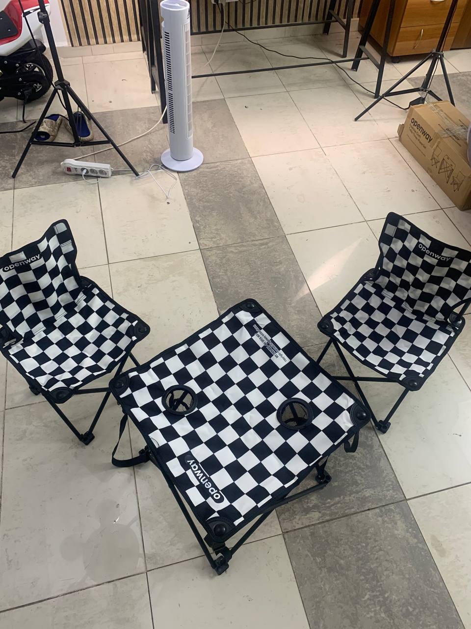 Ensemble-de-Camping-Pliable-Table-et-2-Chaises-Portables-طقم-تخييم-ونزهات-قابل-للطي-طاولة-كرسيين.png