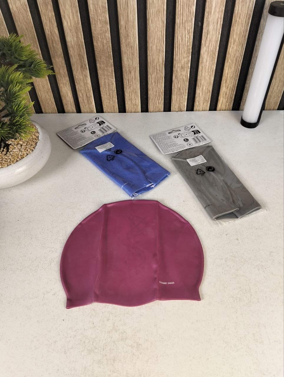 Bonnet-de-Natation-en-Silicone-Sans-Latex-Confort-Maximal-pour-Adultes-بونيه-وقبعة-السباحة-السيليكونية.png