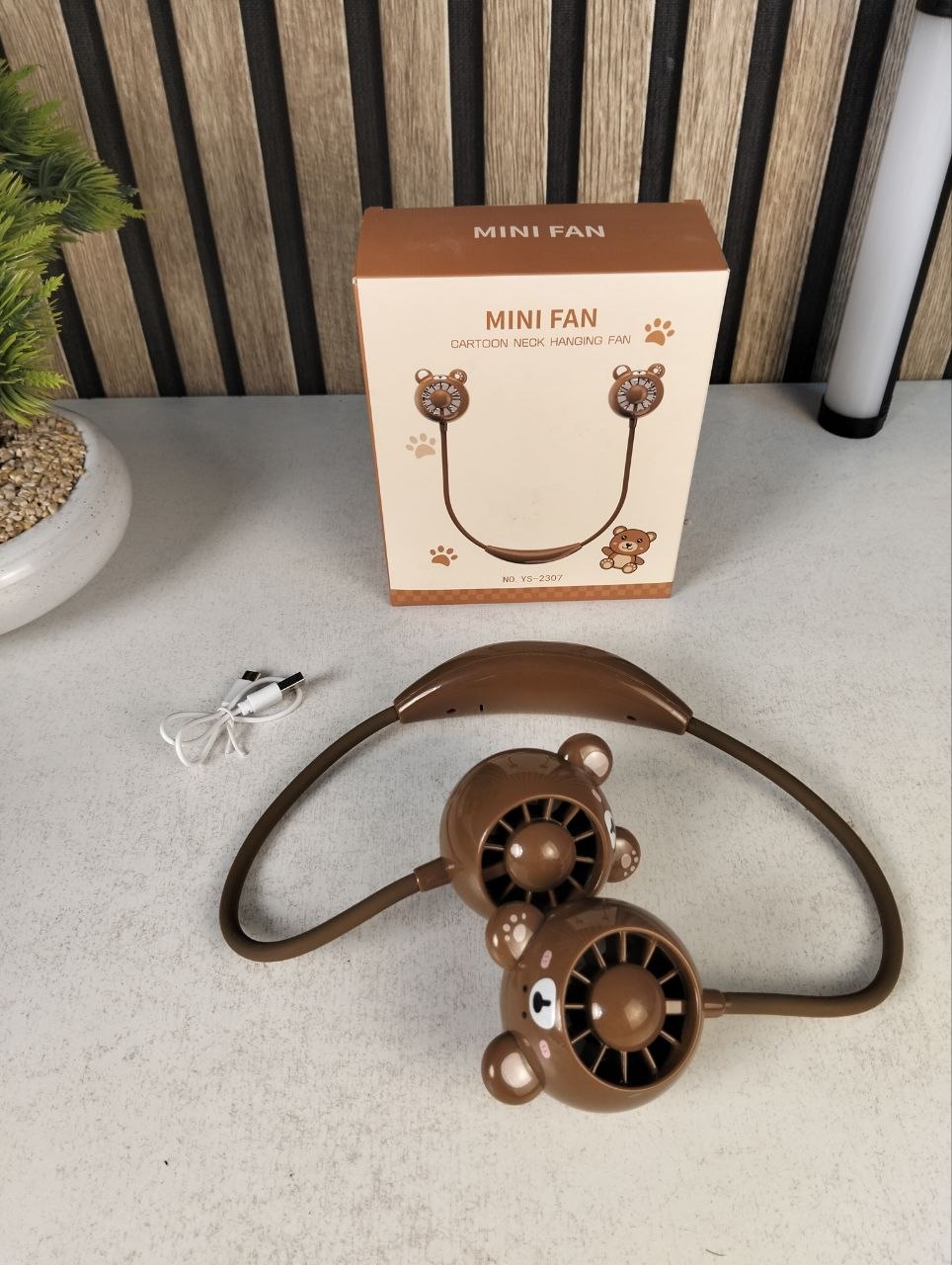 Mini-Ventilateur-de-Bureau-Orientable-USB-Compact-et-Ultra-Silencieux-مروحة-العنق-المصغرة-والمرنة-للتبريد-الصامت.png
