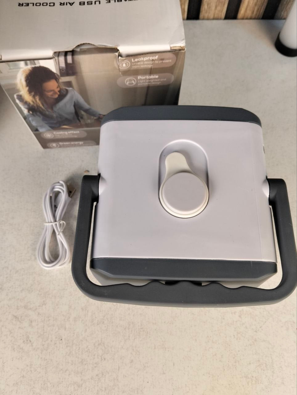 Climatiseur-Portable-Silencieux-avec-Minuterie-Programmable-et-Filtre-Lavable-مكيف-الهواء-المحمول-الذكي-والموفر-للطاقة-لغرف-النوم-والمكاتب.png