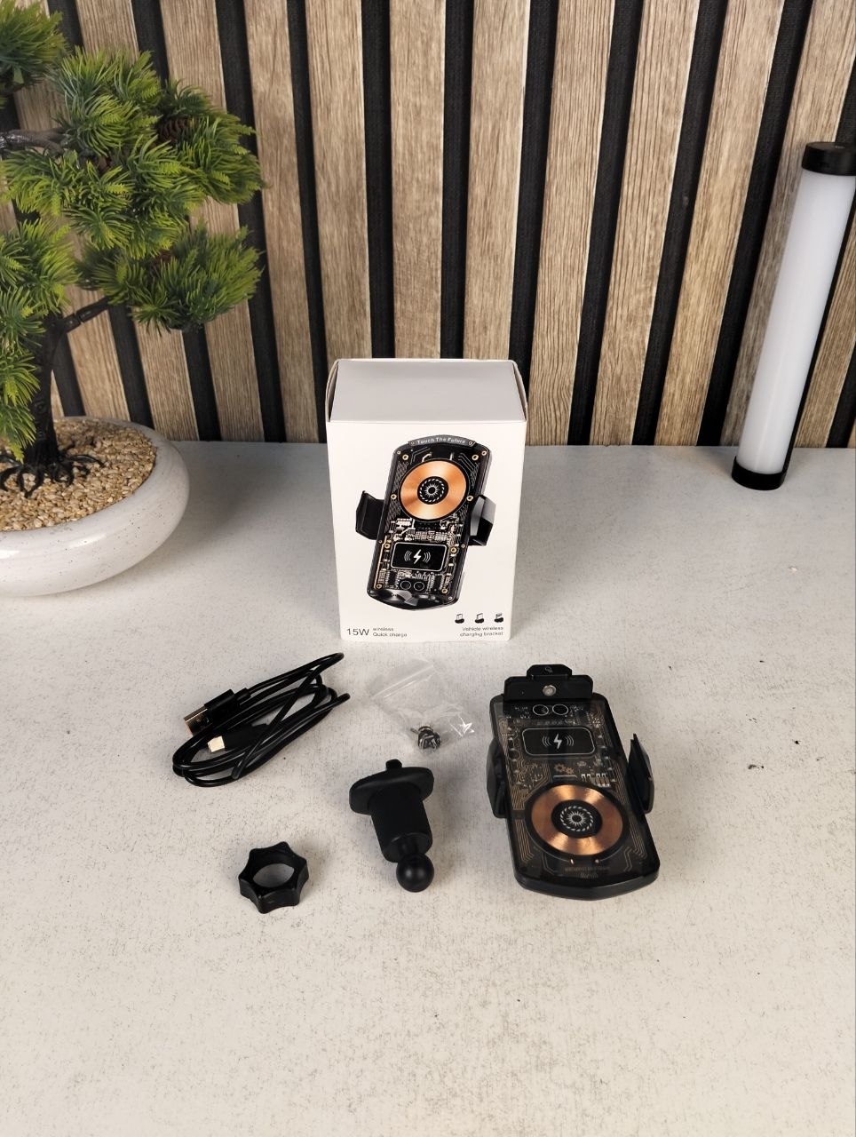 Support-Auto-Chargeur-Sans-Fil-Qi-15W-avec-Capteur-Intelligent-شاحن-وحامل-الهاتف-اللاسلكي-الذكي-للسيارات.png