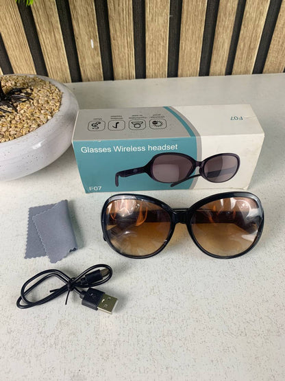 Lunettes-de-soleil-intelligentes-ecouteurs-sans-fil-Bluetooth-appels-mains-libres-نظارات-شمسية-ذكيةو-سماعات-رأس-لاسلكية-بتقنية-البلوتوث.png