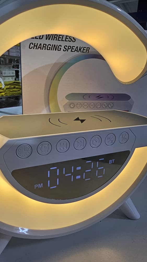 Réveil et Haut-parleur Bluetooth RGB intelligente type Big G Wireless Charger V3 - BT-3401 - تنزوت