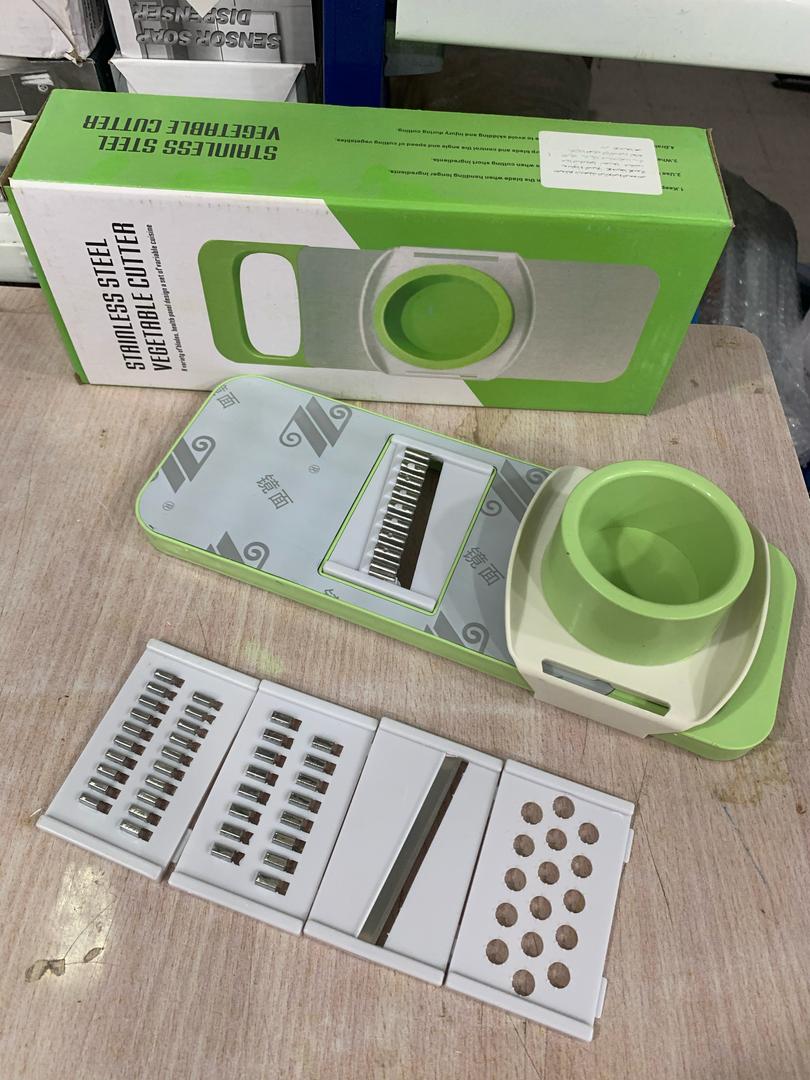 Mandoline Trancheuse à légumes multifonctionnelle – أداة تقطيع الخضر تنزوت