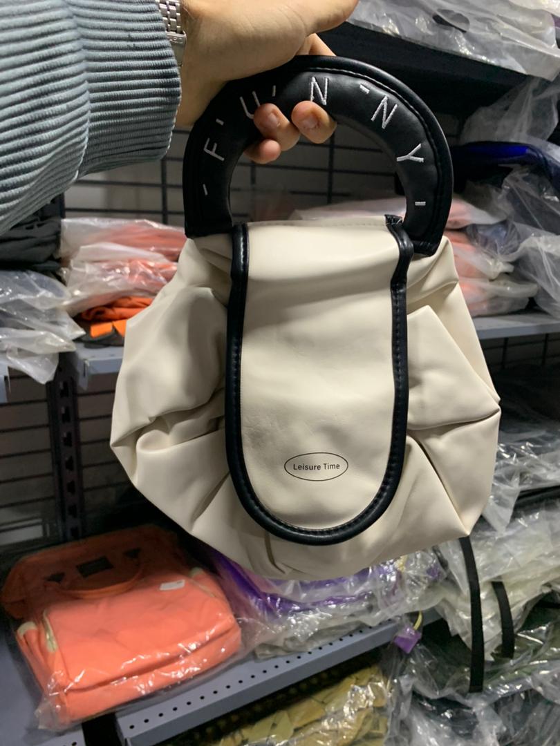 Sac-de-Cosm-tique-et-Maquillage-Pour-Voyage-r-sistant-l-eau-Grande-capacit.png