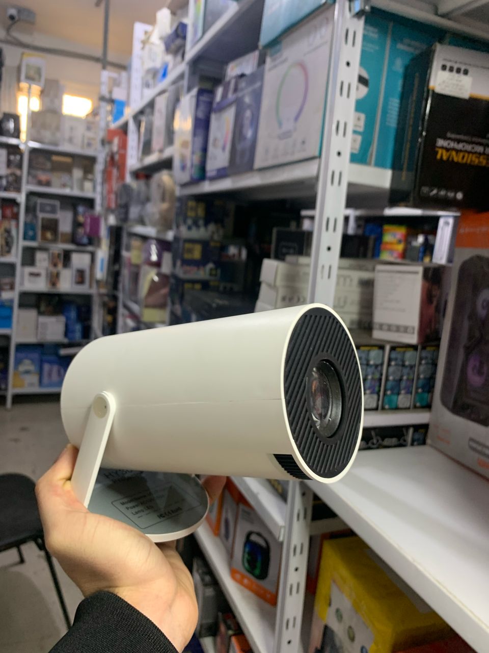 HY300-Mini-Projector-4K-Android-11-0-Wifi-6-Bleutooth-5-0-Home-Cin-ma-1280-P.png