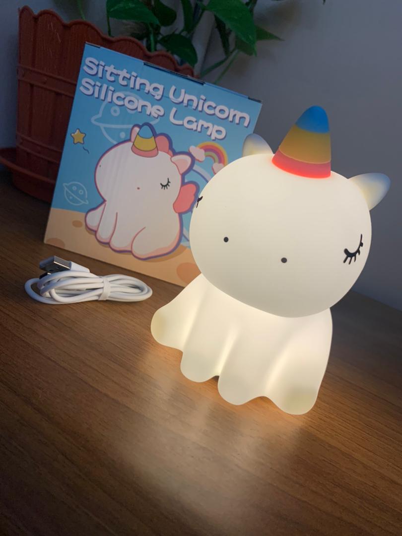 Veilleuse-en-Silicone-Forme-Unicorne-pour-Chambre-d-enfant-Rechargeable.png