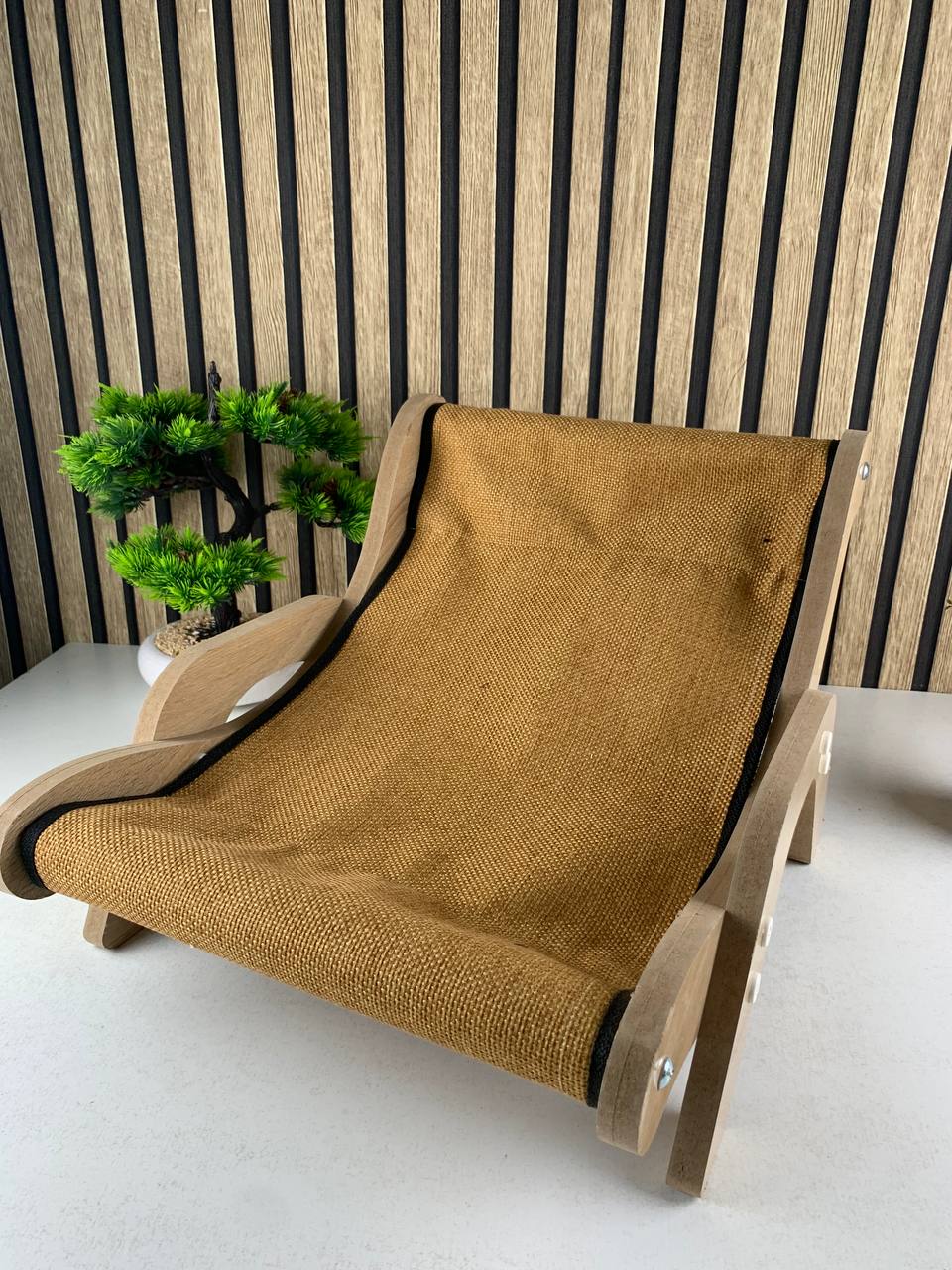Chaise-Longue-en-Sisal-pour-Chat-et-Animaux-de-Compagnie-كرسي-للقط-والحيونات-الأليفة.png