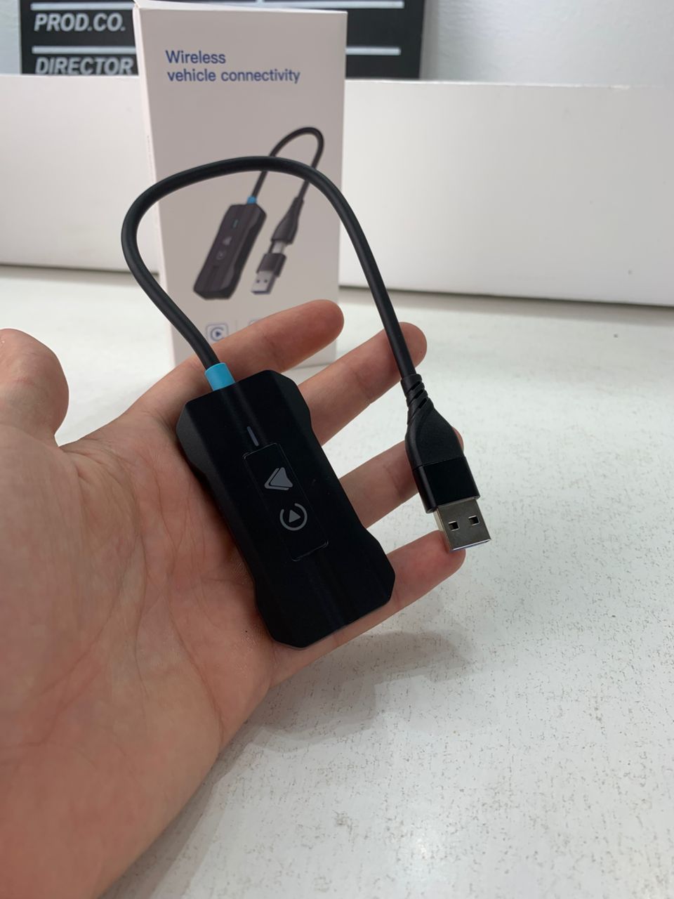 Adaptateur USB CarPlay Sans Fil pour Voitures - جهاز ميديا ذكي للسيارات
