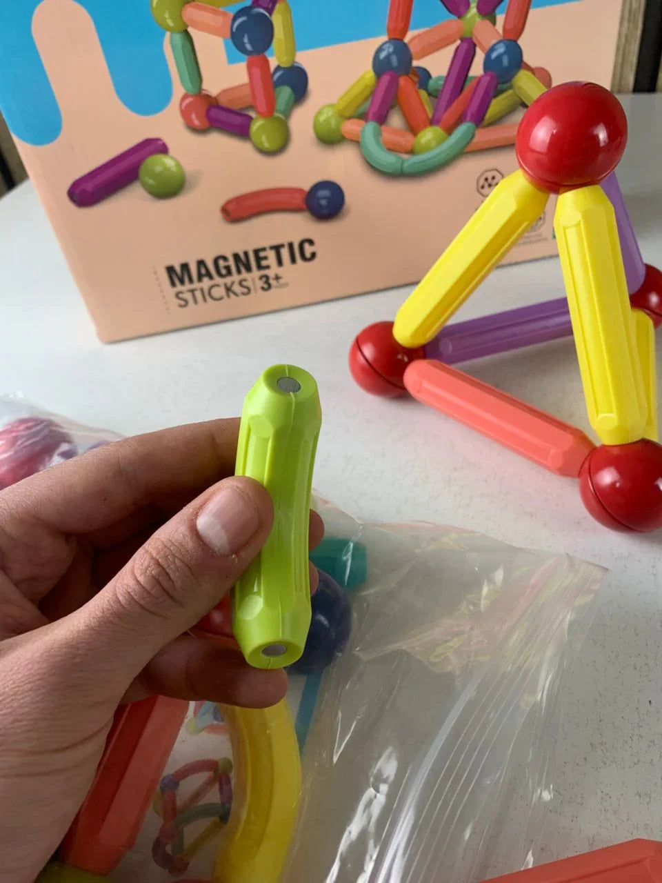Blocs-de-Construction-Magn-tiques-42-pi-ces-pour-Enfants-لعبة-تركيب-القطع-المغناطسية-للأطفال.png