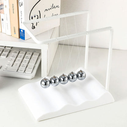 Pendule Newton Balls d’équilibre une décoration classique - تنزوت