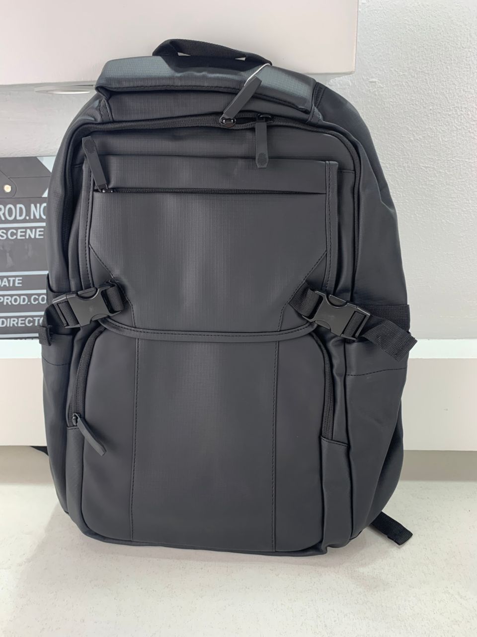Sac-Dos-Urbain-pour-Hommes-Solide-et-Confortable-26003-Noir-حقيبة-ظهر-رجالية.png