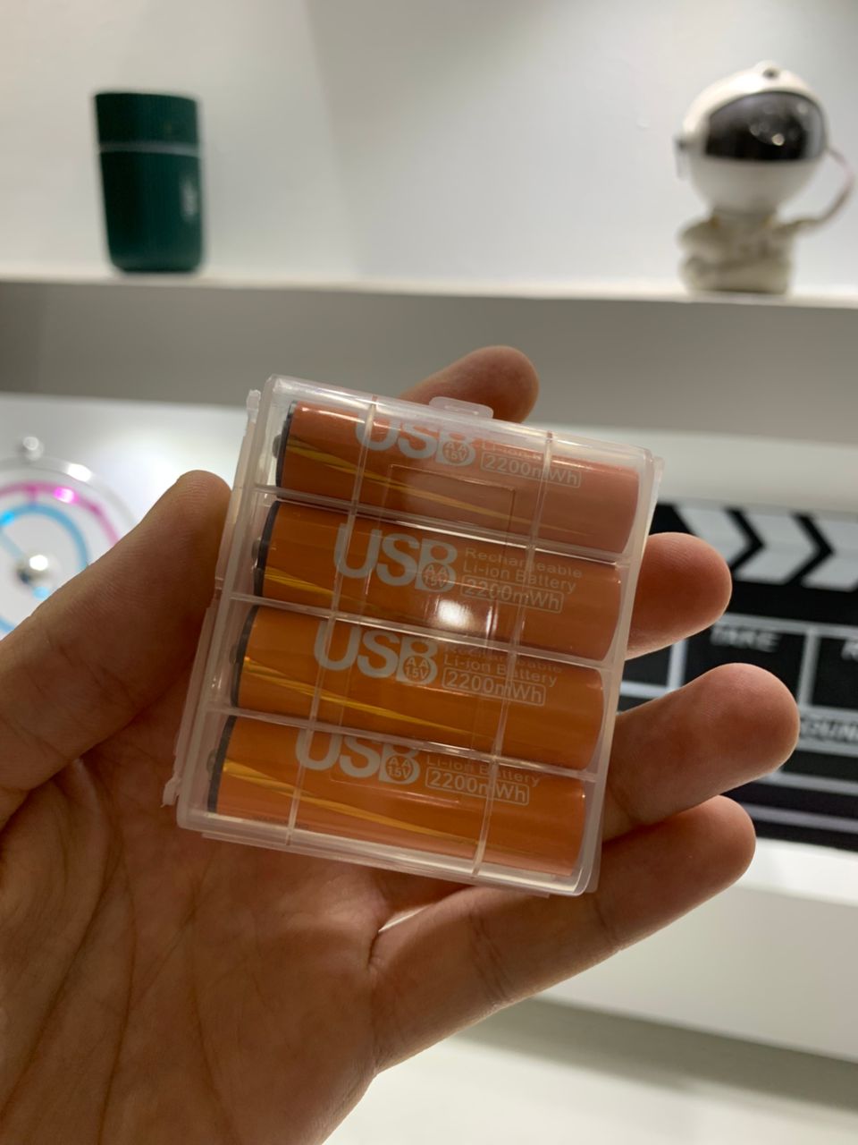 Pack de 4 Piles Rechargeables USB Type-C – AA 1.5V 2200 mAh – علبة من 4 بطاريات قابلة للشحن تنزوت
