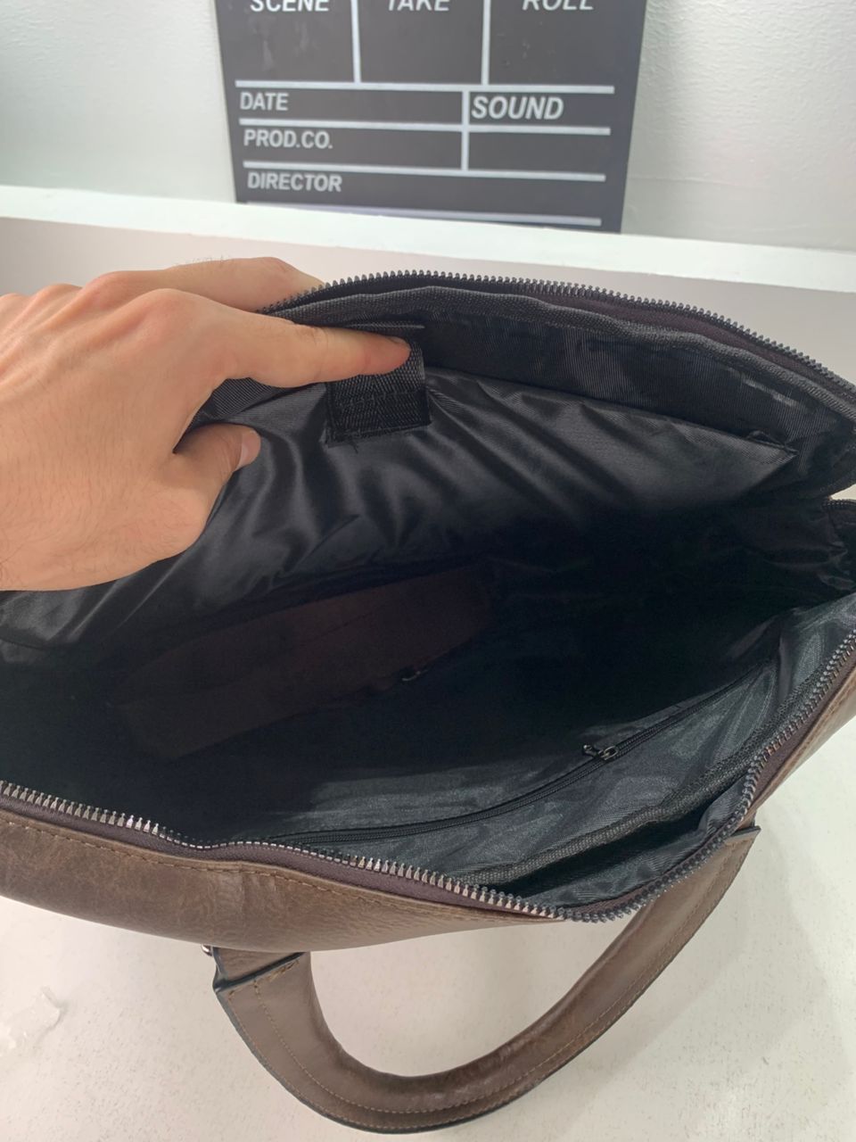 Cartable Homme en Simili Cuir Design Élégant Jeep Marron Foncé – حقيبة جلدية لون بني داكن تنزوت
