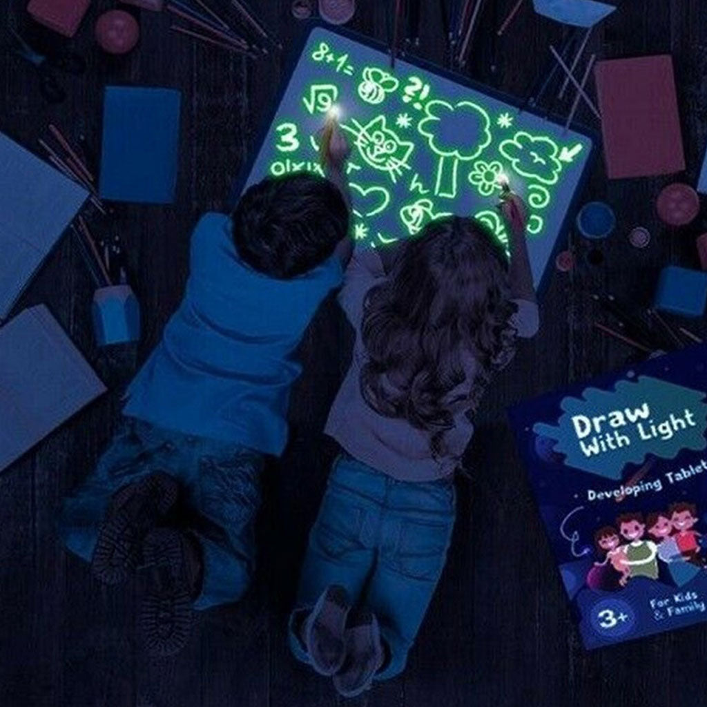 Planche-dessin-graffiti-lumineux-pour-enfants-avec-stylo-UV.png
