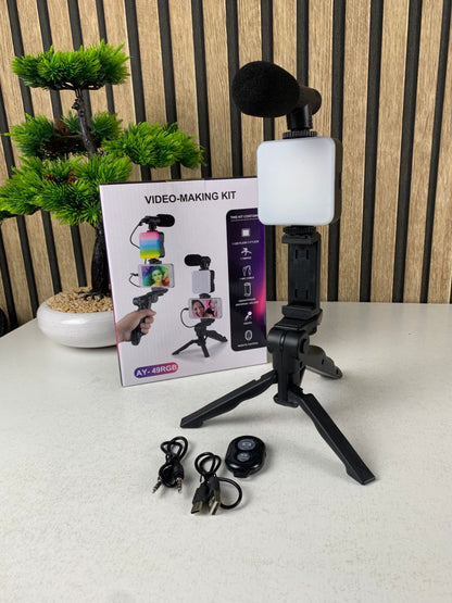 Kit-de-Vlogging-pour-smartphone-et-appareil-photo-avec-microphone-et-LED-RGB.png