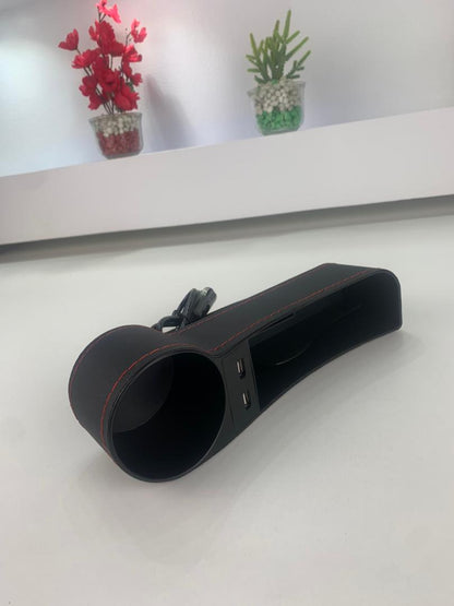 Organisateur-Lat-ral-de-Console-avec-Chargeur-USB-et-Porte-Gobelet-منظم-جانبي-لسيارة-مع-شاحن-USB-وحامل-أكواب.png