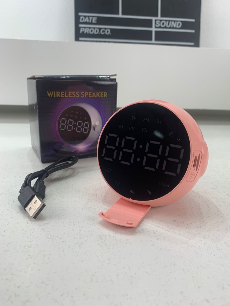 Haut Parleur Bluetooth et Réveil de bureau à LED numérique – مكبر صوت ومنبه إلكتروني تنزوت