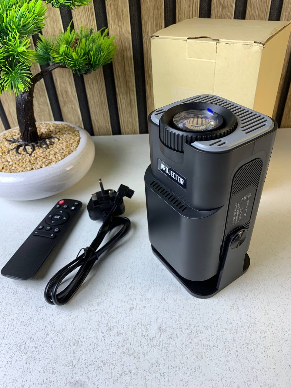 Projecteur-portable-Full-HD-HY320-Android-11-WiFi6-et-Bluetooth-5-0-جهاز-عرض-ذكي.png