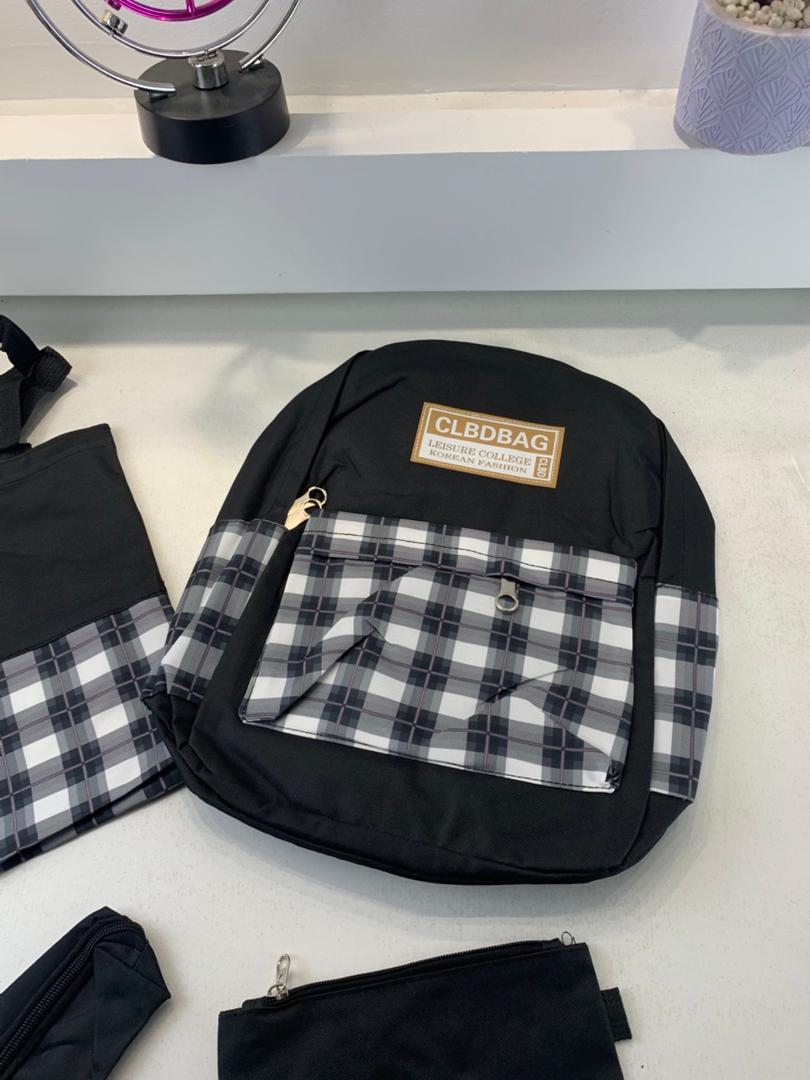 Ensemble de sacs d’école Kawai pour adolescents 4Pcs CLBD V4 Noir – محفظة 4 قطع كاواي أسود تنزوت