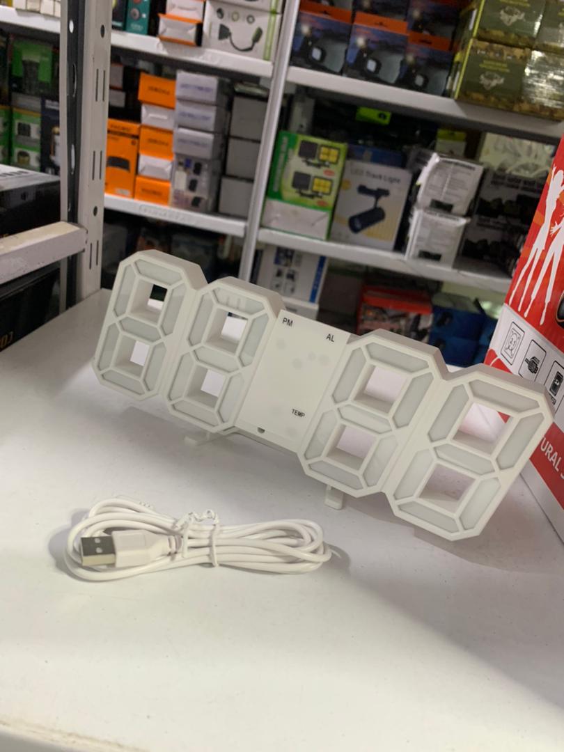 Horloge Murale numérique LED 3D