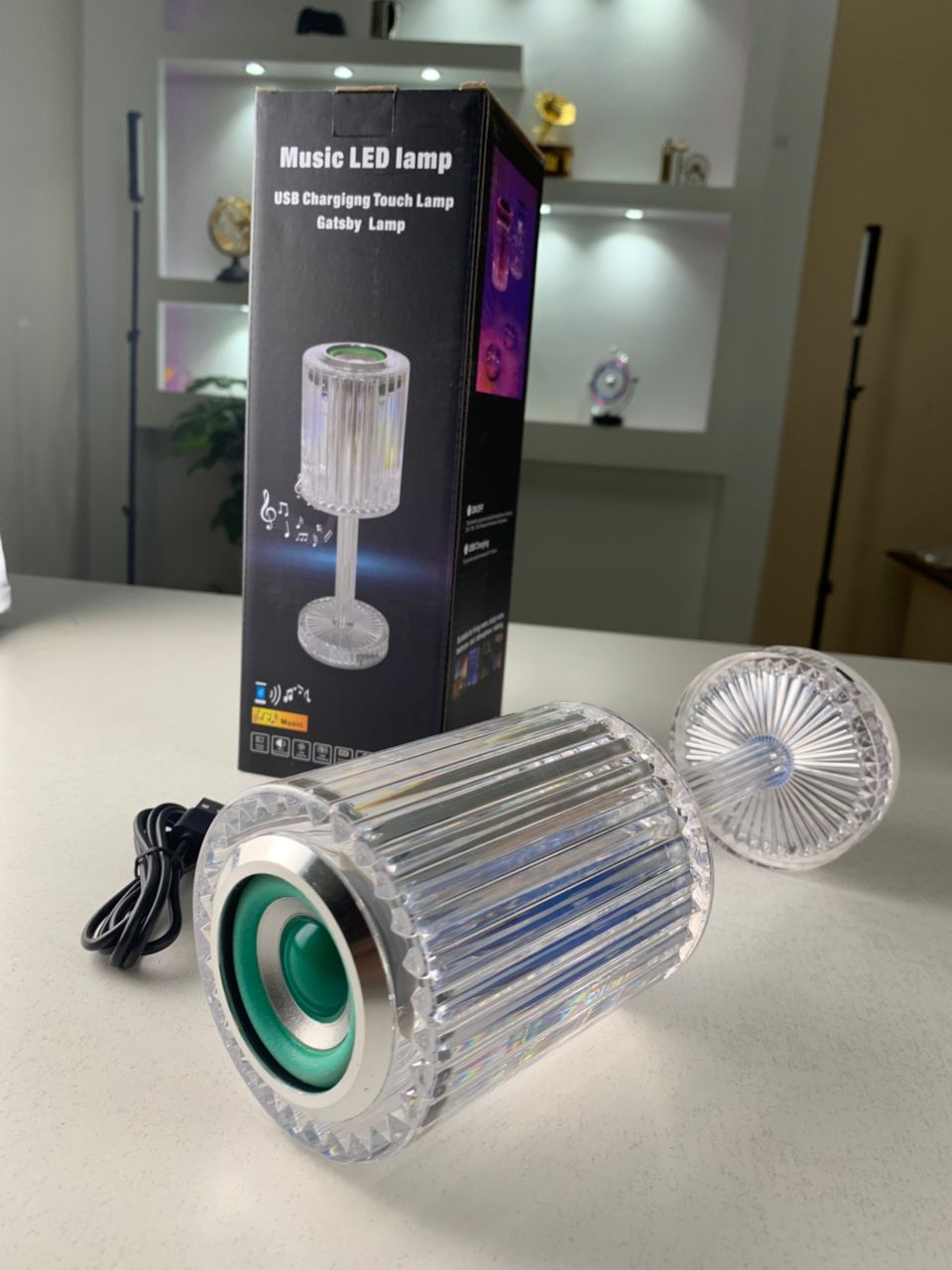 Lampe Cristal LED avec Haut-Parleur Bluetooth – مكبر صوت ومصباح كريستالي تنزوت